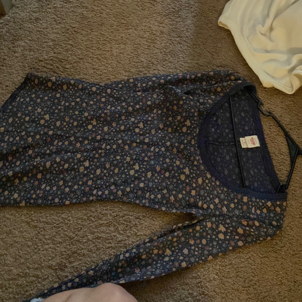 UTHEITYA STKZ
MOSSIMO
SUPPLY CO